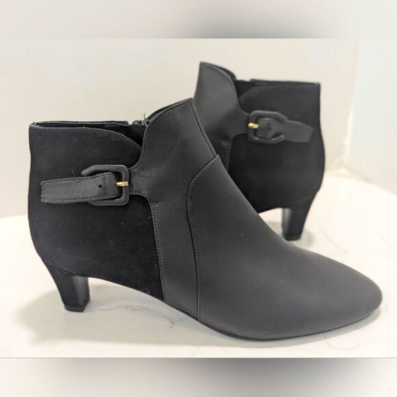 New Cole Haan Sylvia Black Ankle Bootie Leather Suede Waterproof Size 7.5 Short - Picture 1 of 12